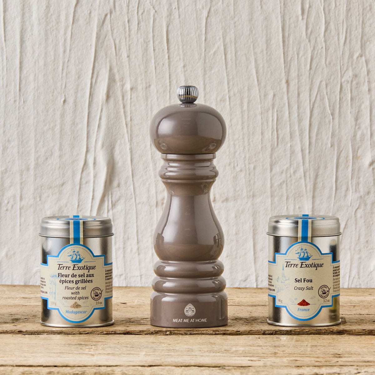 Manual Wooden Salt Mill by Peugeot | 18cm
